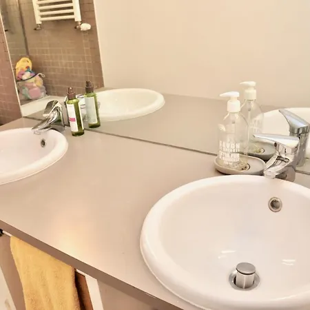 アパート Nice Apartment Like A Loft Near Buttes-Chaumont